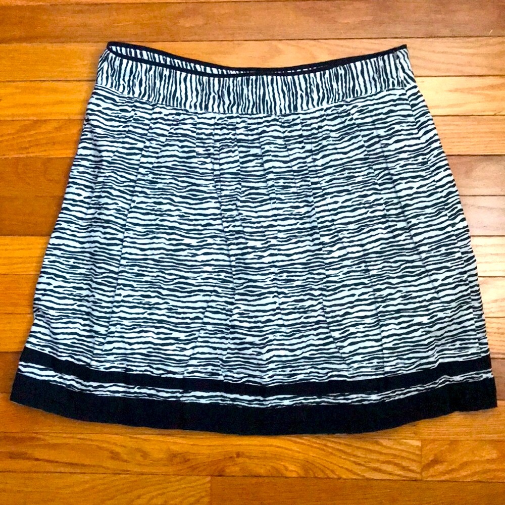 Loft Zebra Stripe Cotton Skirt Lined sz 6 pleated